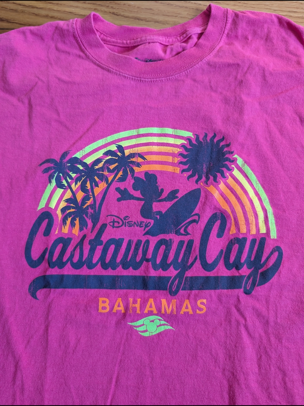 Disney Cruise Line Castaway Cay Women's Tee Shirt Hot Pink Size M
